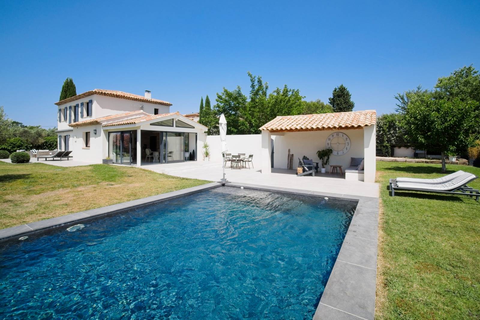 vue depuis la piscine