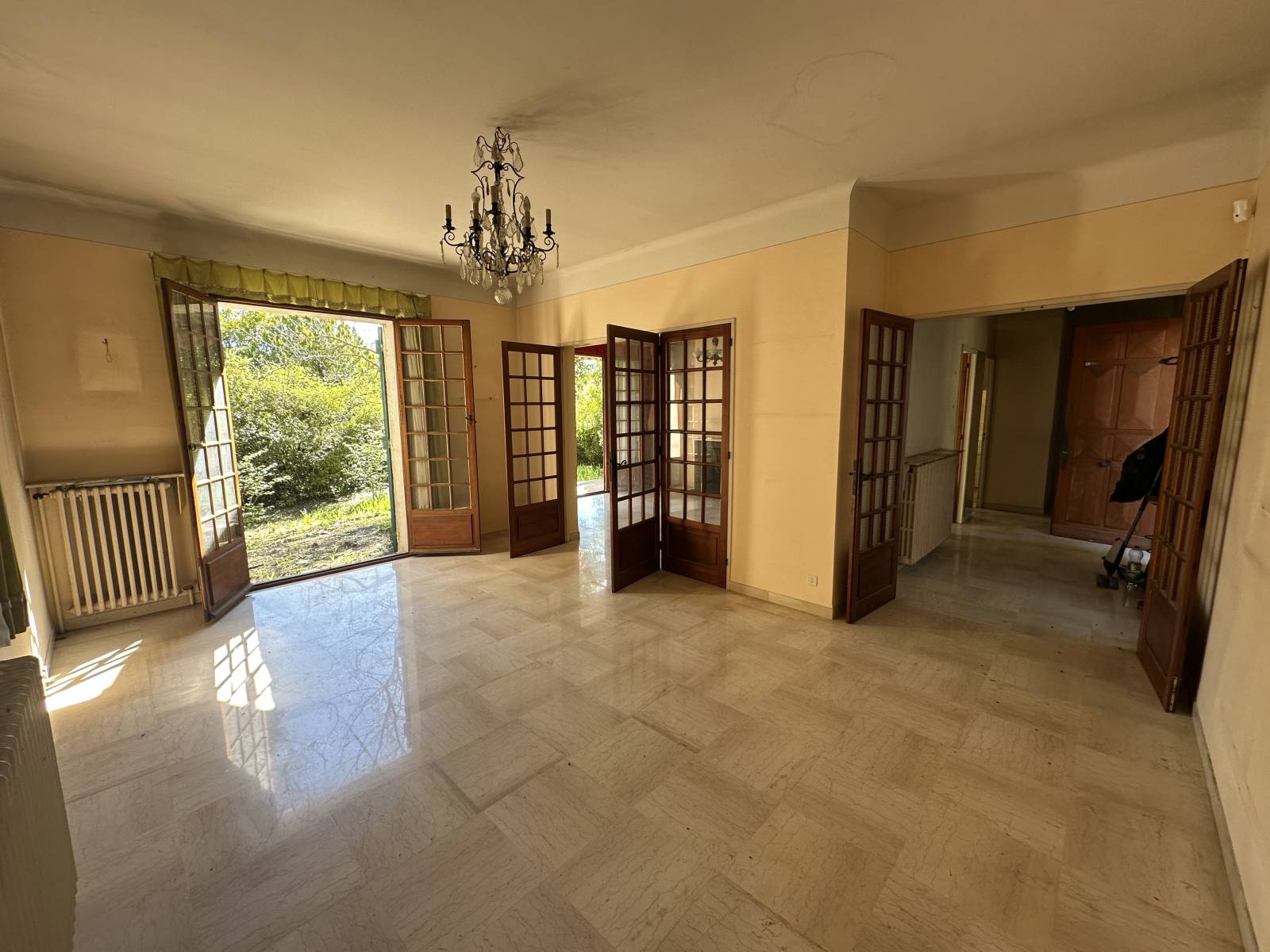 le séjour exposé plein sud