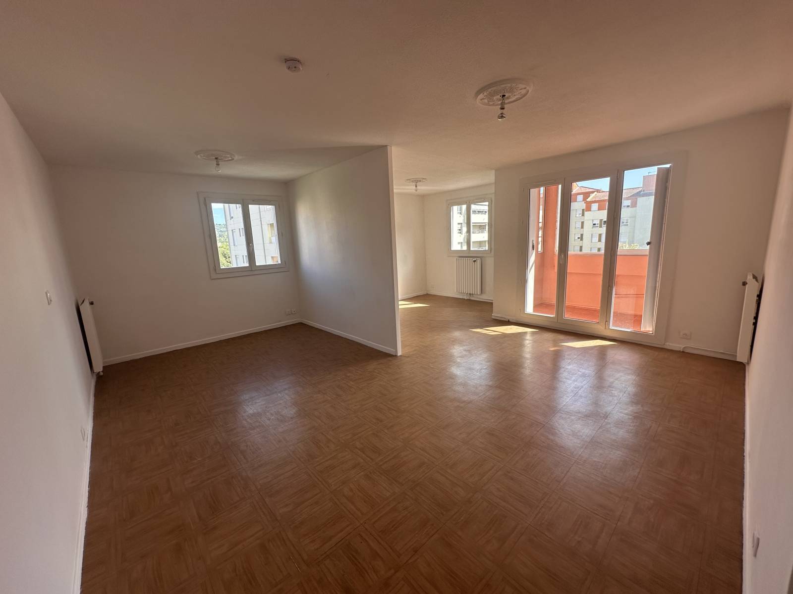 vue de l'entrée vers le séjour