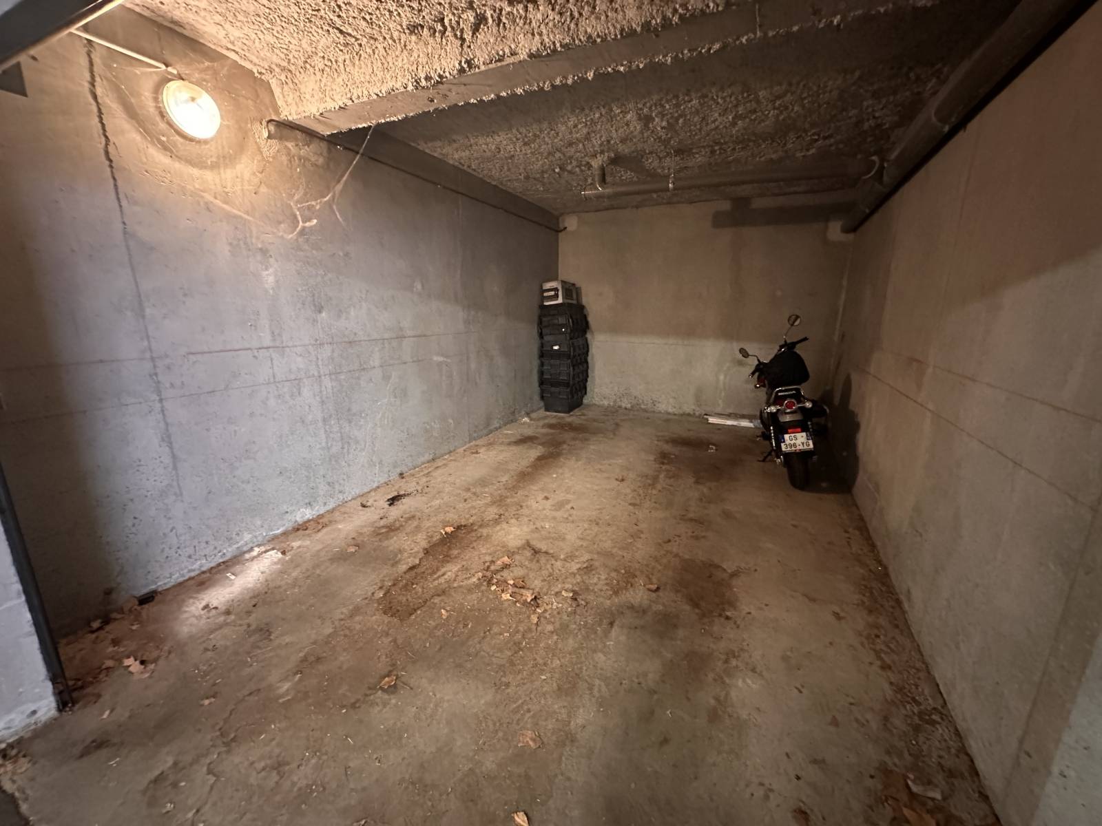 vue de la profondeur du garage