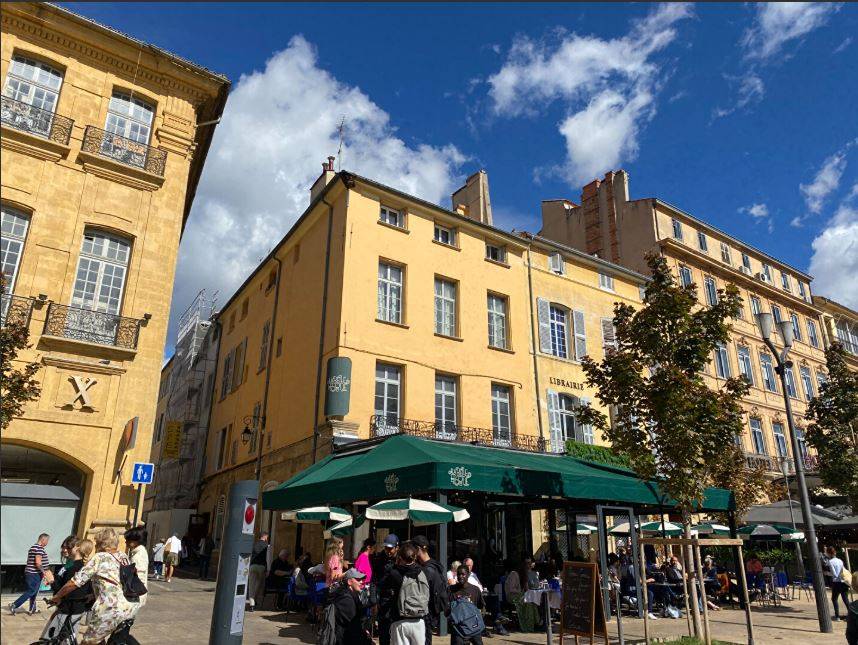 Vue de l'immeuble exposé plein sud