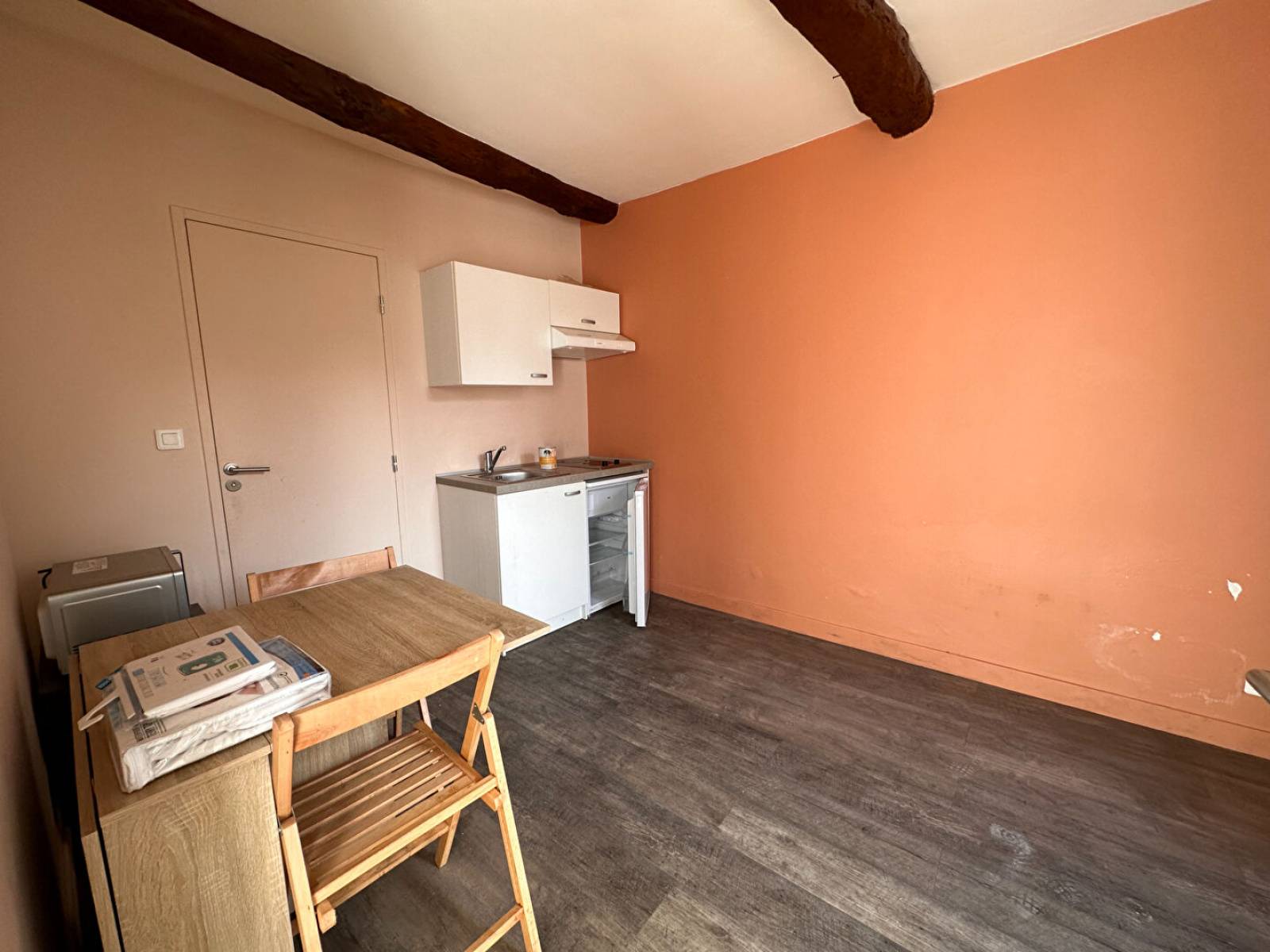 Location Puyricard centre LC Gestion vous propose un studio meublé, libre