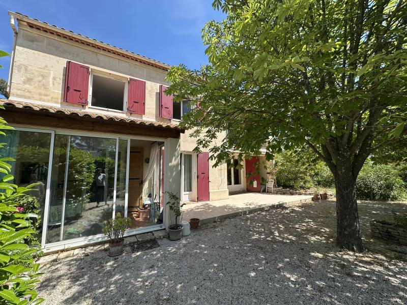 Maison familiale de 150 m² avec grand jardin arboré dans un quartier résidentiel Puyricard