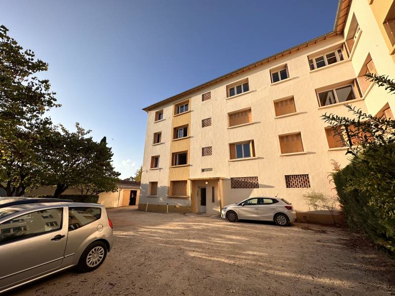 la façade de l'immeuble
