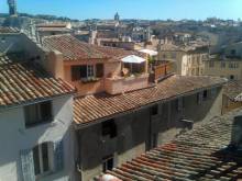 La vue de l'appartement depuis l'immeuble en face