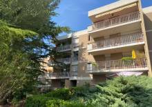 la vue de la façade de l'immeuble