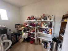 le cellier attenant à la cuisine