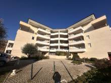 la façade de l'immeuble exposée plein sud