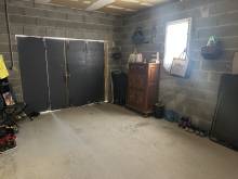 le garage pouvant accueillir une voiture