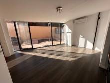 la vue du séjour donnat sur la terrasse